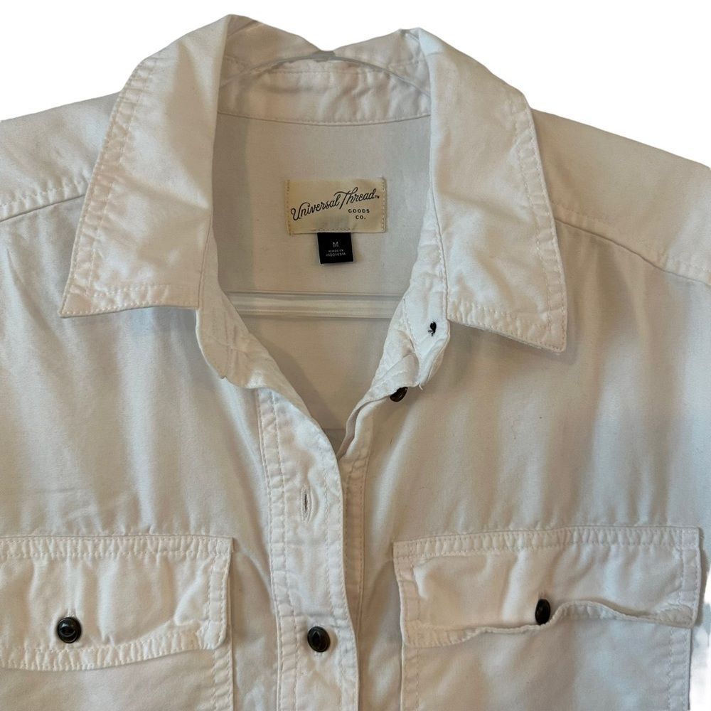 Universal Thread short sleeved white utility shirt w/collar & half buttons - Picture 2 of 14